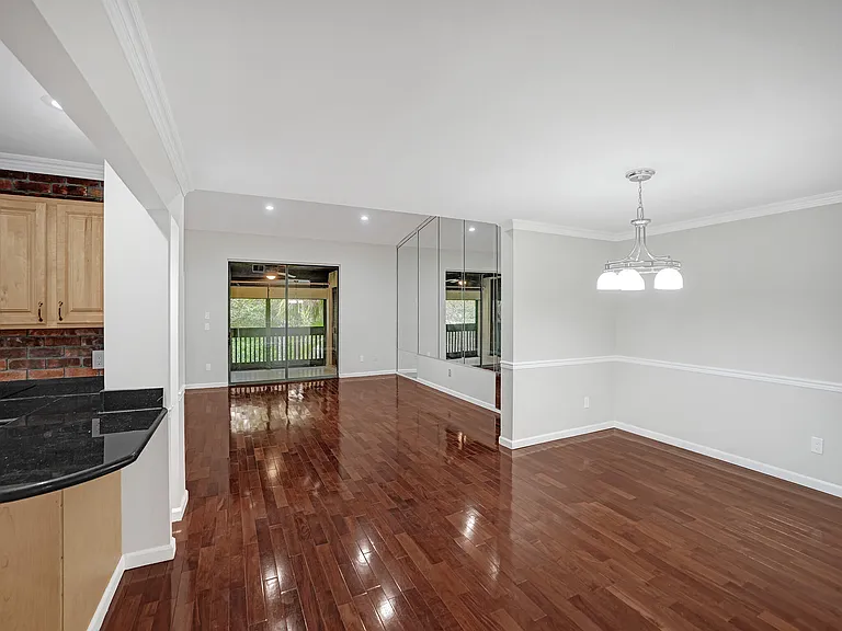 9280 Sabal Ridge Cir #B — Photo 7