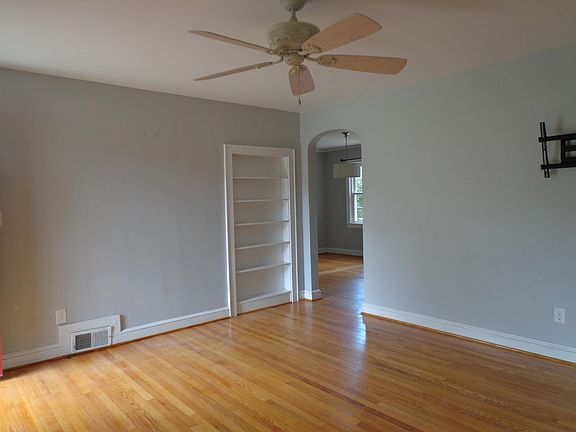 5th image of 921 Homestead Dr