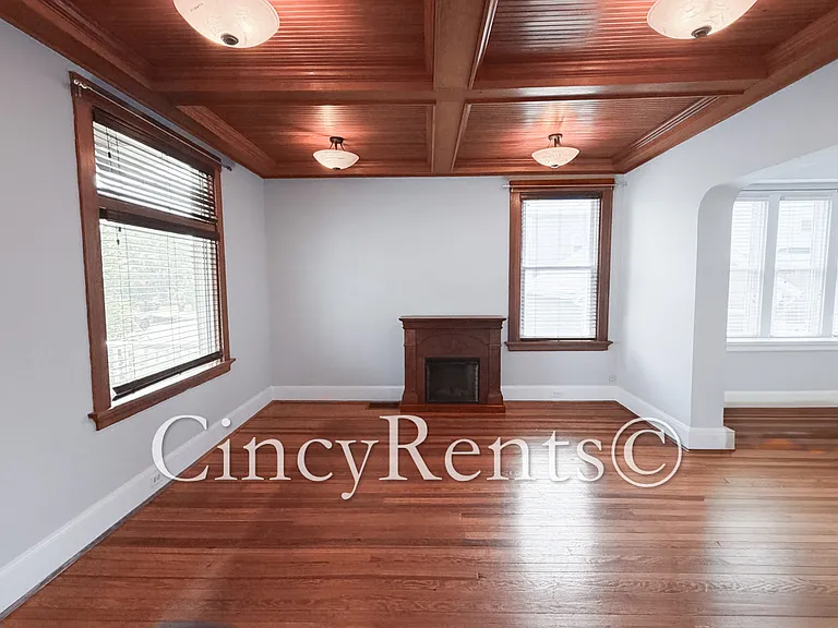 4111 31st Ave — Photo 4