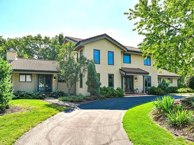 250 Sheffield DRIVE, Brookfield, WI, 53005
