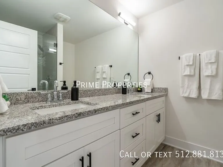 21201 Portsmouth Cv #6 — Photo 16