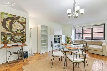 Rented by Sotheby's International Realty