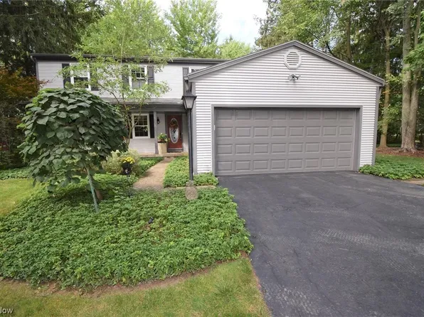 5816 Argyle Dr, Hudson, OH 44236
