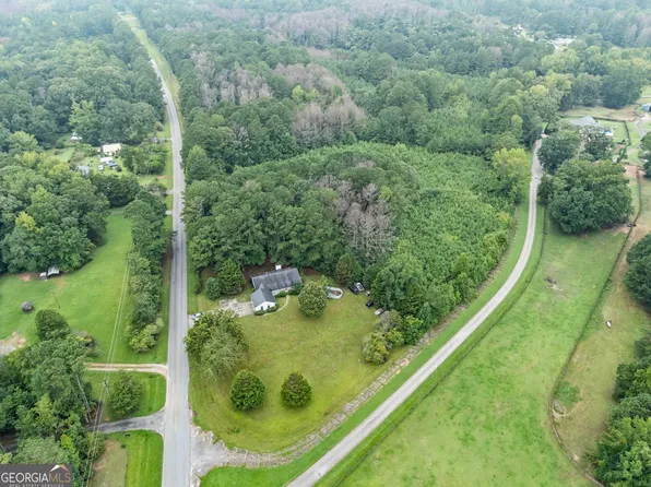 598 Beavers Rd, Grantville, GA 30220