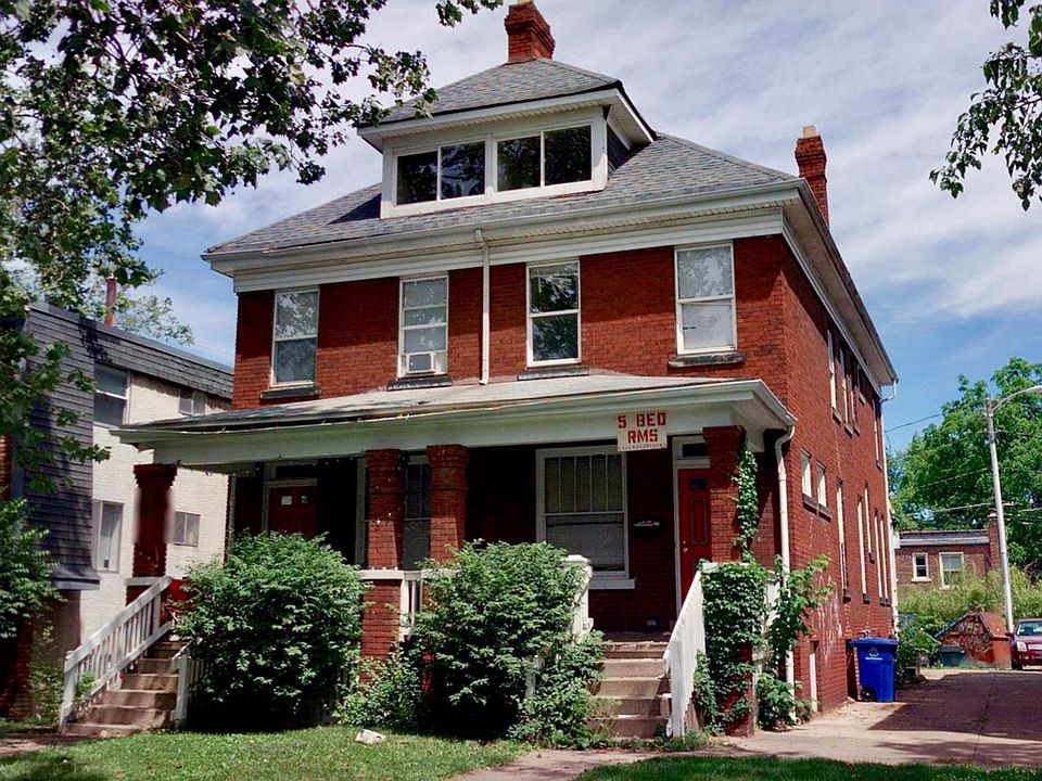 1st image of 298 E 17th Ave