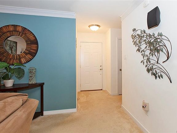 3rd image of 1101 Twilight Ln