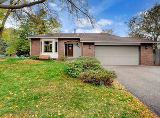 3561 Cohansey St, Shoreview, MN 55126