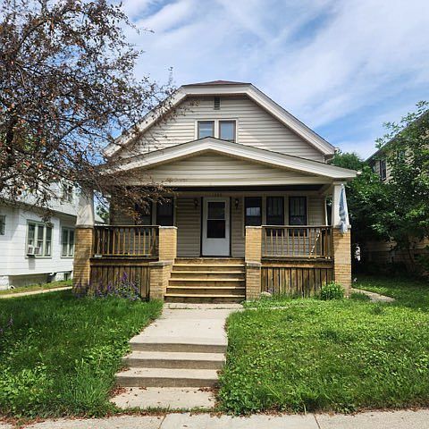 1st image of 1320 Manitoba Ave