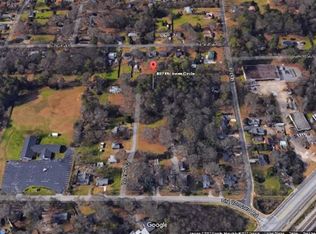 407 McInnes Cir SE, Marietta, GA 30060