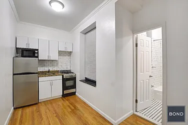 Rented by Bond New York