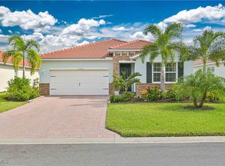 3242 Apple Blossom Dr, Alva, FL 33920