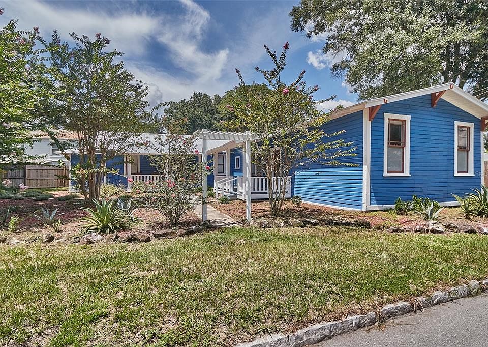 1st image of 609 W Idlewild Ave