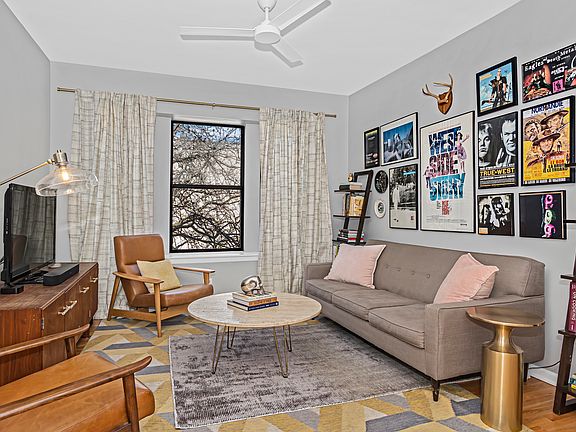 2nd image of 5359 N Kenmore Ave APT 3A