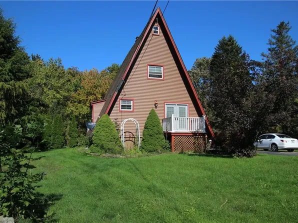 221 Spring Lake Rd, Burrillville, RI 02830