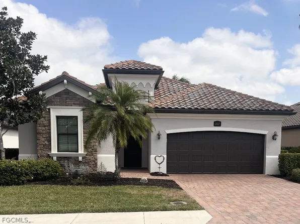 28627 Derry Ct, Bonita Springs, FL 34135