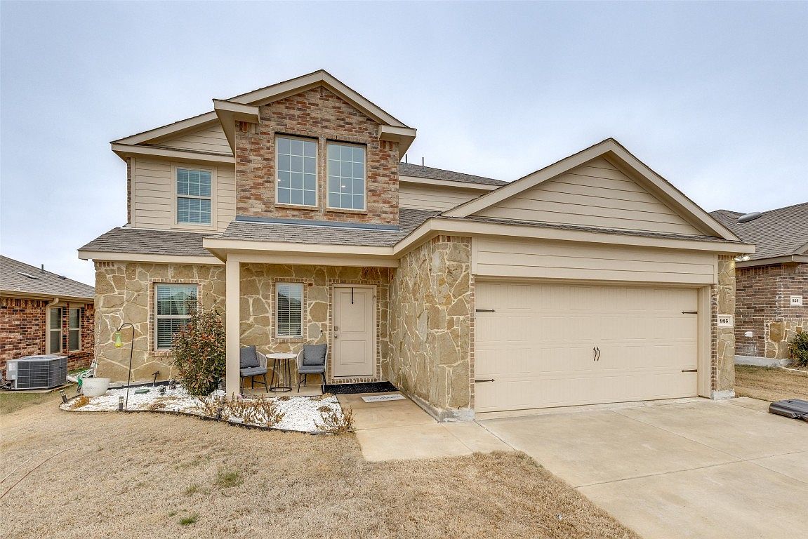 925 Alton Dr, Aubrey, TX 76227 Zillow