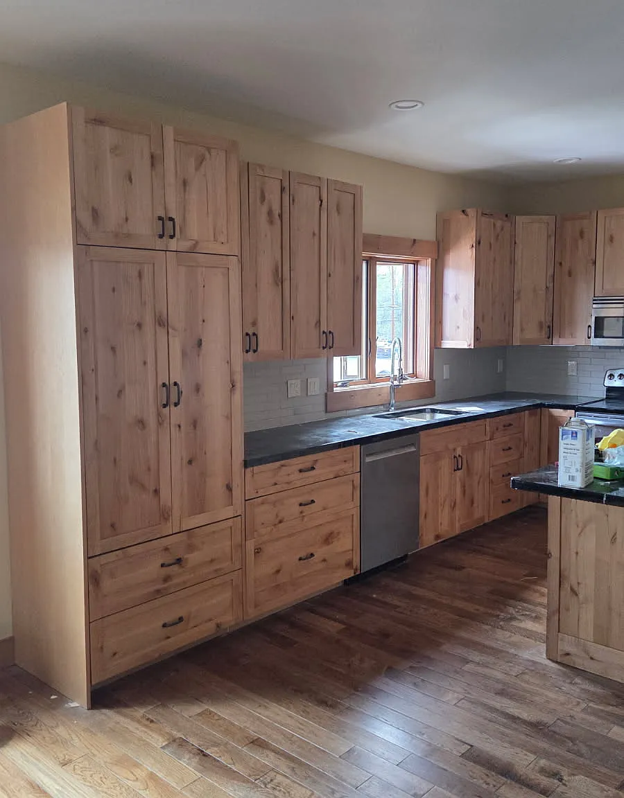 2 bed, 956 sqft, $1,950 — Photo 2