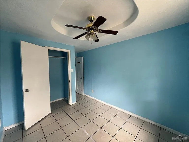 1015 Martinez St — Photo 9