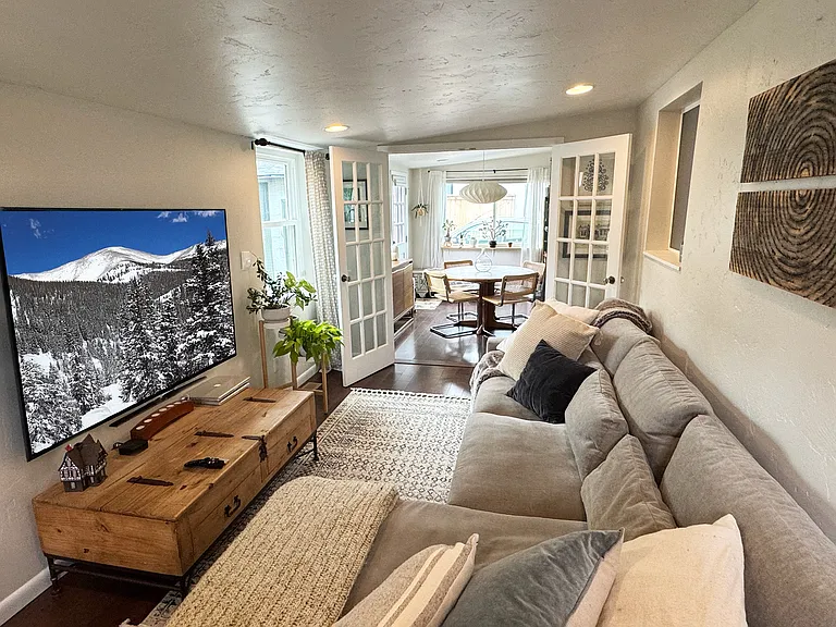 3808 N Steele St — Photo 10
