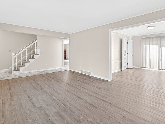 2nd image of 25191 Butternut Ridge Rd
