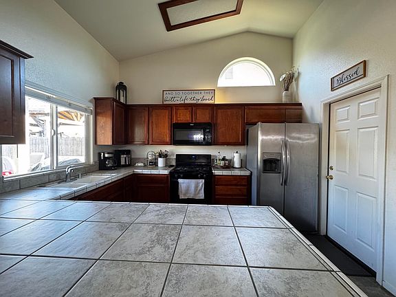 5th image of 30912 Tadpole Street