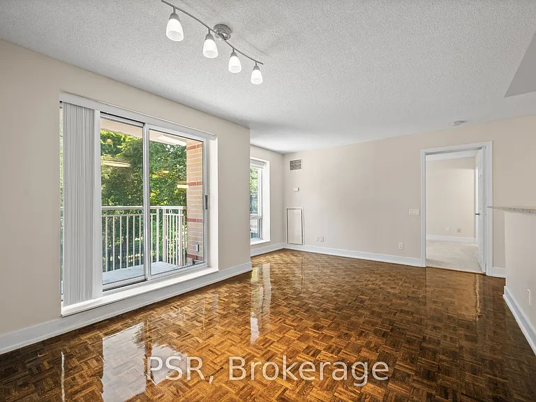 515 Rosewell Ave #110 — Photo 4