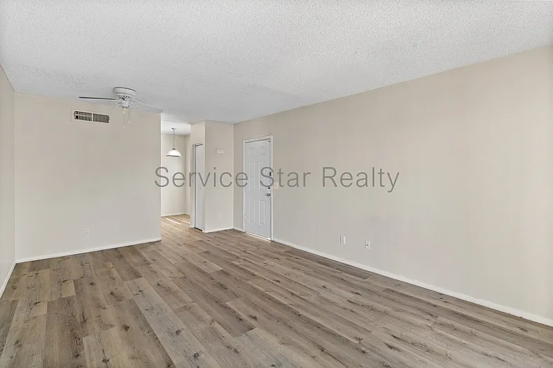2 bed, 2.0 bath, 884 sqft, $849 — Photo 4