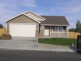 Home for Sale in Bar Nunn, Wyoming $227,000