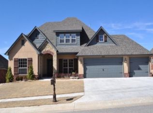 1304 S Desert Palm Ln, Broken Arrow, OK 74012