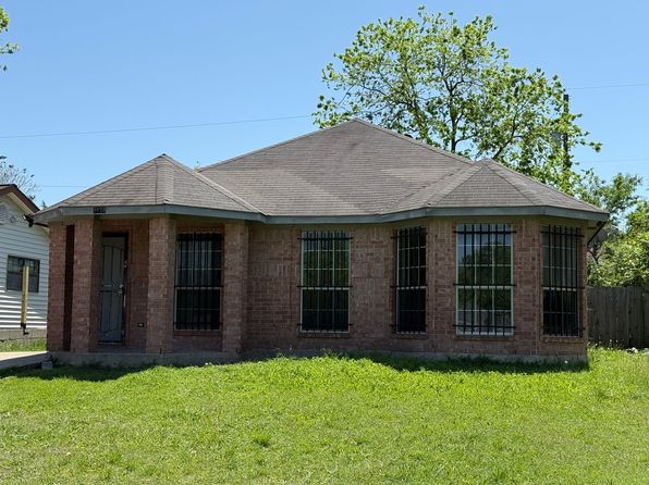 2520 Fatima Ave