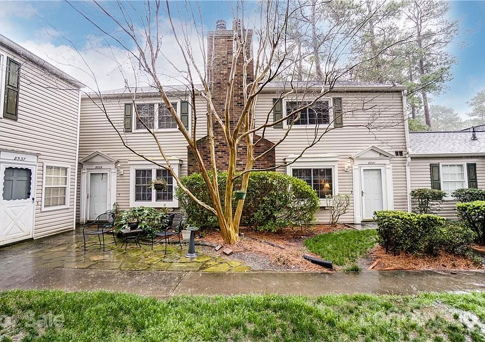 1st image of 8541 Castle Pine Ct