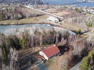 716 Golf St, Bathurst, NB E2A2K9