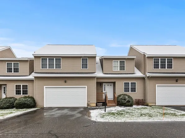 150 Ariel Cir #150, Sutton, MA 01590