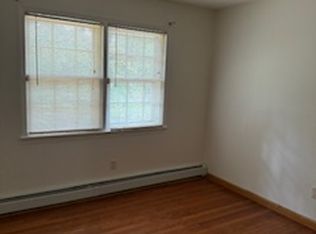 33 Westview Rd, Spring Valley, NY 10977