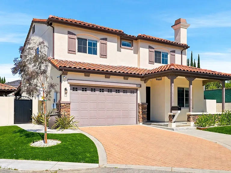 7861 Fluffy Duckling Ln — Photo 42