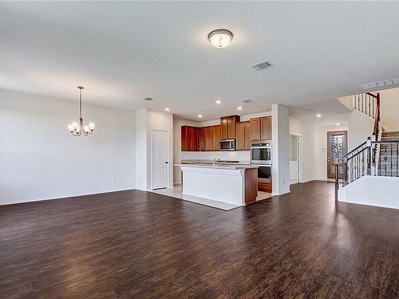 4th image of 6237 Mantalcino Dr