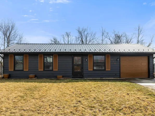 814 Larch Ln, Fort Wayne, IN 46825