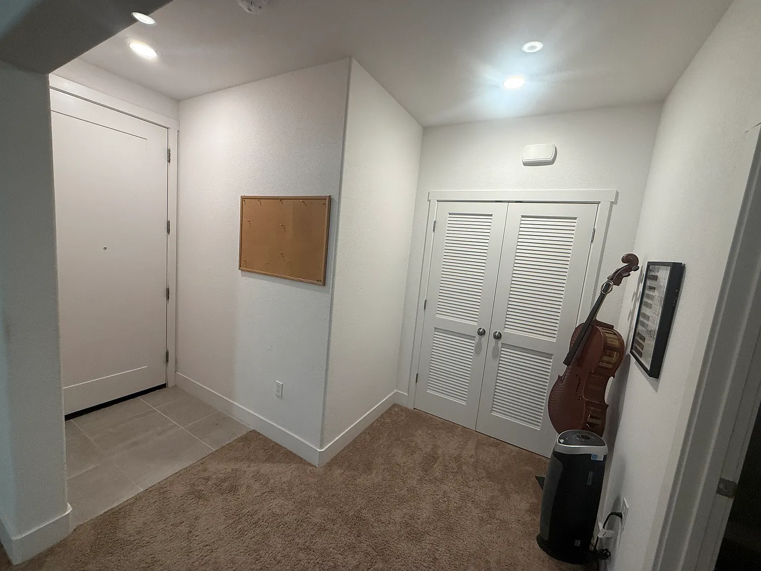 4 bed, 3300 sqft, $1,580 — Photo 1