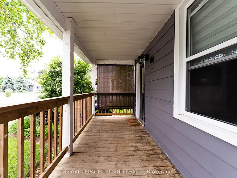 326 Smith St — Photo 3