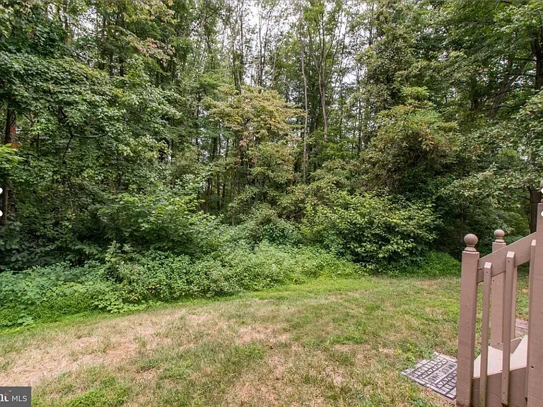 352 Glennbrook Way — Photo 18