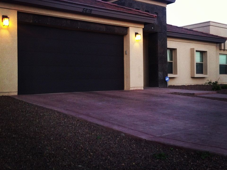1st image of 5616 Valley Oak Dr