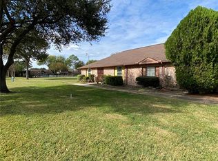 12131 Sharpview Dr, Houston, TX 77072