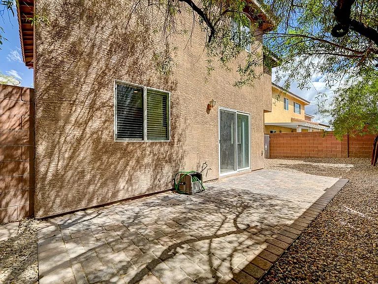 10299 Caverns Mouth Dr — Photo 39