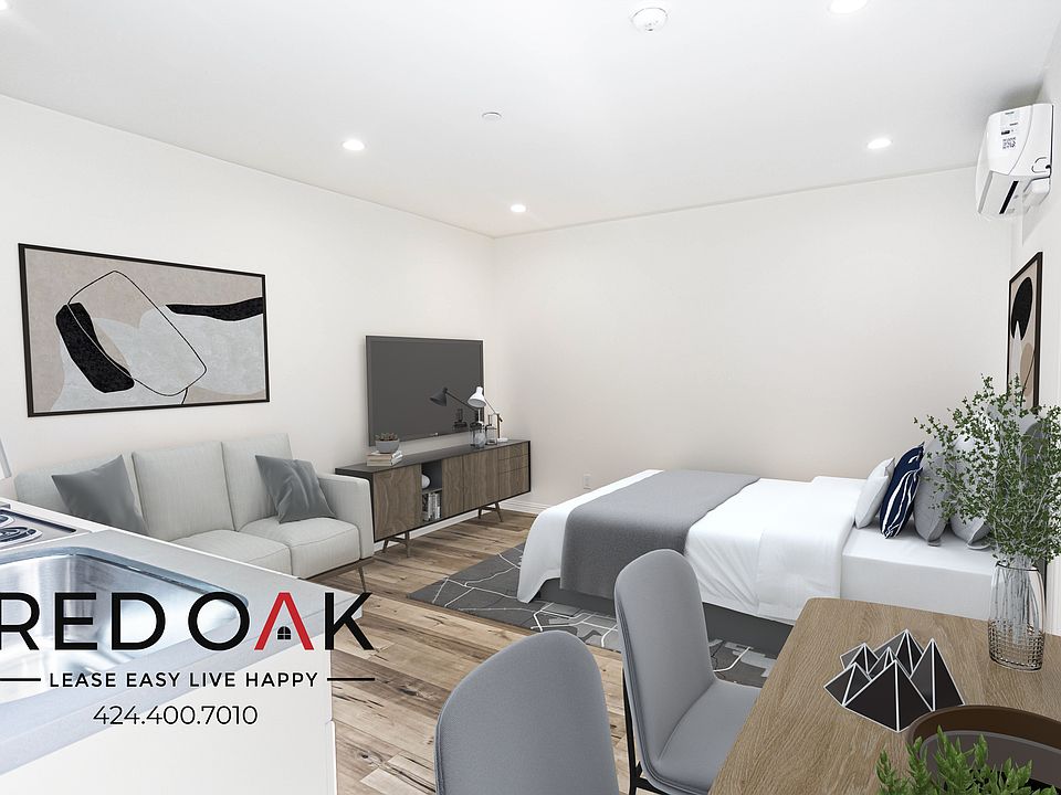 1st image of 637 N Harvard Blvd #1/3