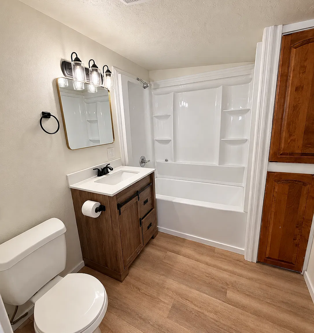 2 bed, 1000 sqft, $1,250 — Photo 4