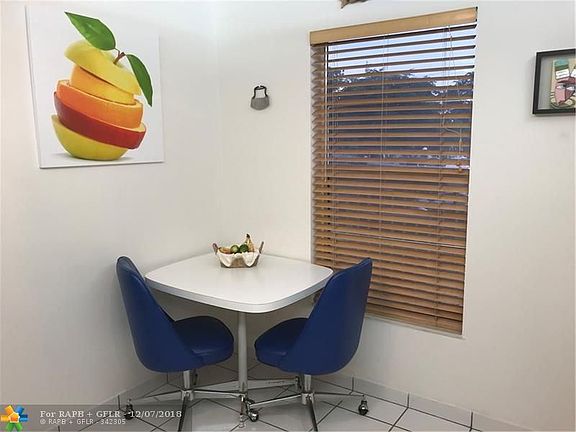 4th image of 1402 NW 80th Ave APT 206