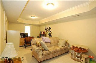 2nd image of 1165 Norwood Ln