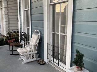 4903 Camp Left, New Orleans, LA 70115