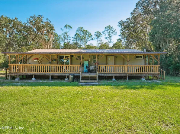 879 COUSINTOWN Road, Interlachen, FL 32148