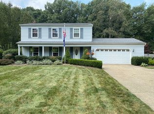 5676 Frederick Dr, Mentor, OH 44060